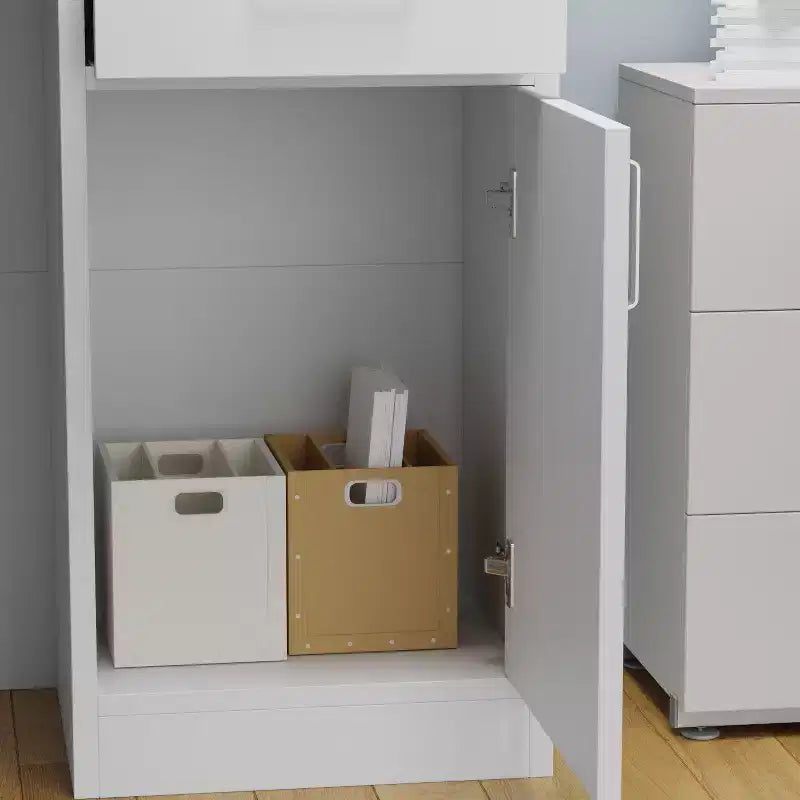 Mostrador de recepción moderno en forma de L con estantes extraíbles, almacenamiento con cerradura y gestión de cables