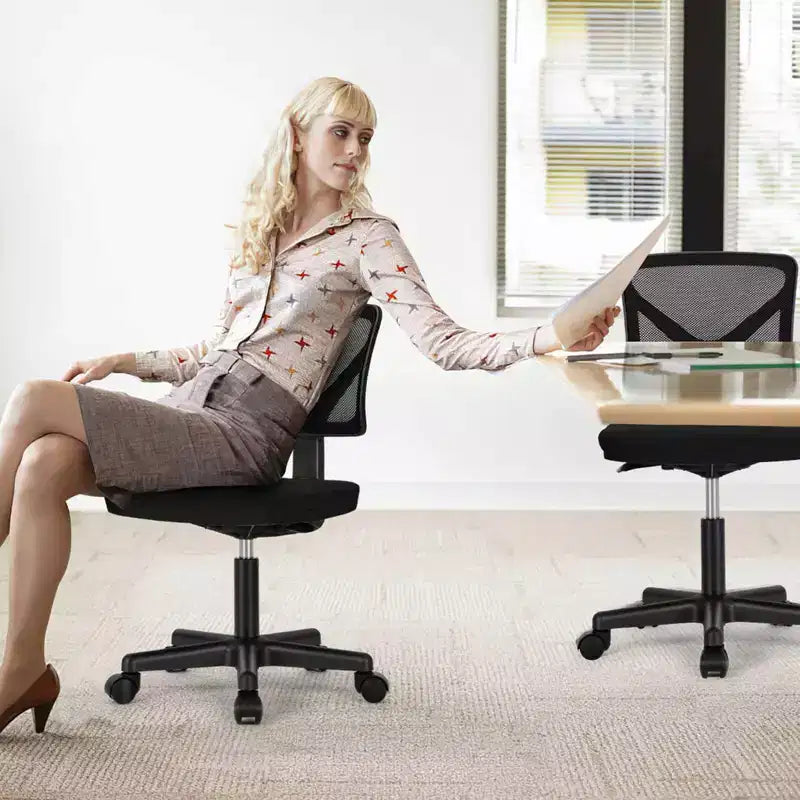 Silla de oficina de malla sin brazos con altura ajustable y soporte lumbar, silla de escritorio giratoria con ruedas para espacios pequeños