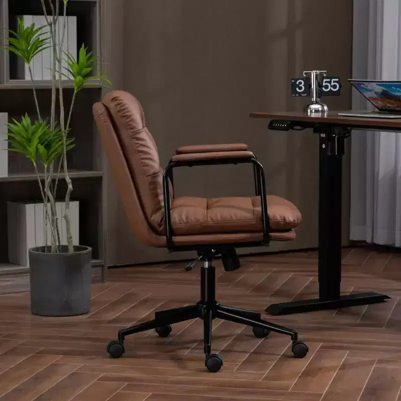 Silla de escritorio de respaldo medio Okak, silla de oficina con reposabrazos acolchados y ruedas, silla de ordenador para oficina, sala de juegos, estudio