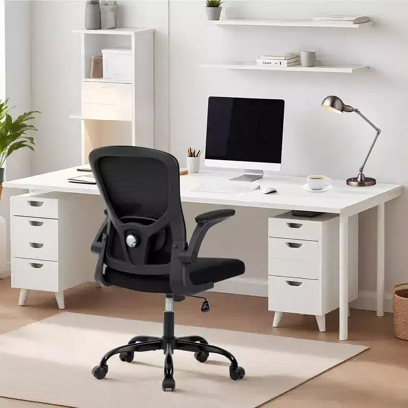 Silla de oficina Garvee con soporte lumbar y reposacabezas ajustables, reposabrazos abatibles, silla ergonómica giratoria de respaldo alto negra para oficina en casa, gaming, negro