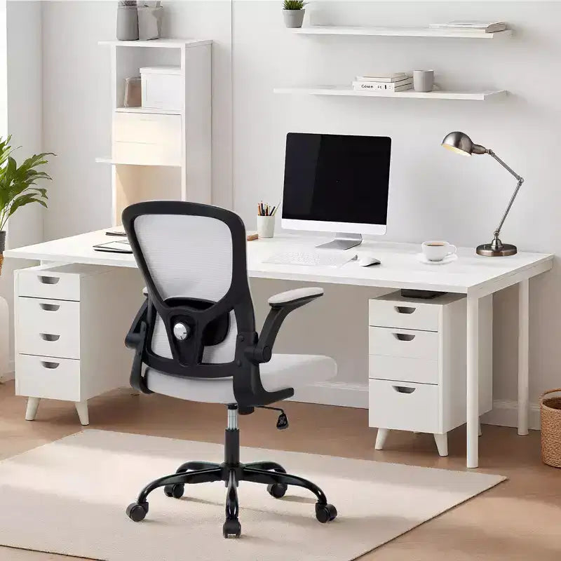 Silla de oficina de malla gris de alta gama ergonómica prémium - Altura ajustable, reposabrazos plegables y soporte lumbar - Cómodo asiento giratorio para el hogar, juegos y trabajo