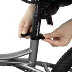 NAYSAYE Bicicleta de montaña de 26 pulgadas para adultos y adolescentes, cuadro de acero, frenos de disco, 21 velocidades para ciclismo de fitness, azul y gris, 67*26.5*38