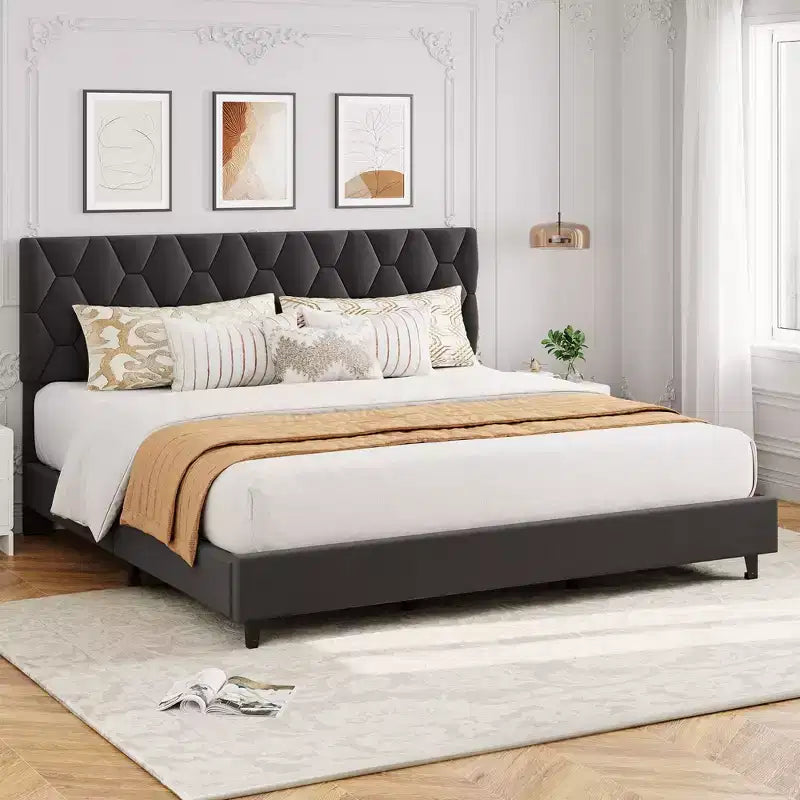 Base de cama rosa tamaño King con cabecero tapizado, base de cama de plataforma resistente con fuertes listones de madera, no necesita somier/sin ruido/fácil montaje