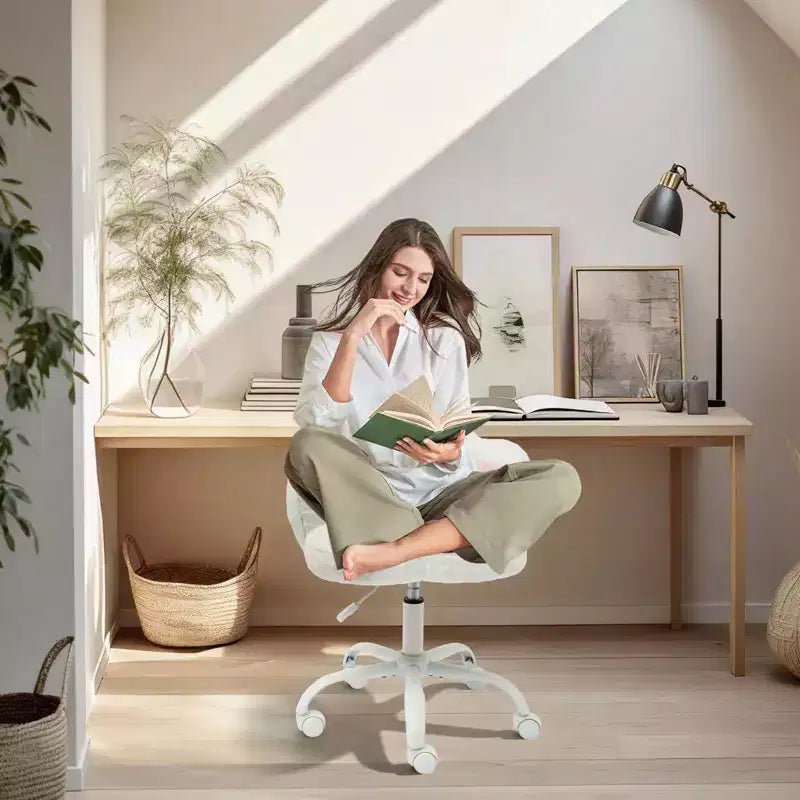 Silla de tocador con respaldo de gato, silla giratoria ajustable en altura, linda silla de escritorio con ruedas de tela de peluche para oficina en el dormitorio