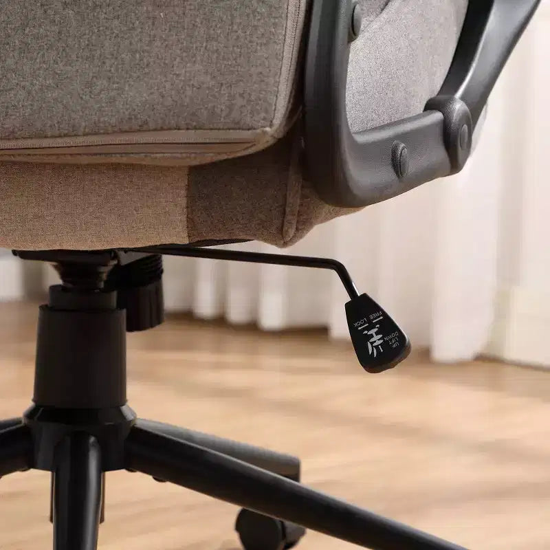 Silla giratoria de juego gris - Room Essentials™: Silla de escritorio tapizada para ordenador, ajustable, con reposabrazos fijos
