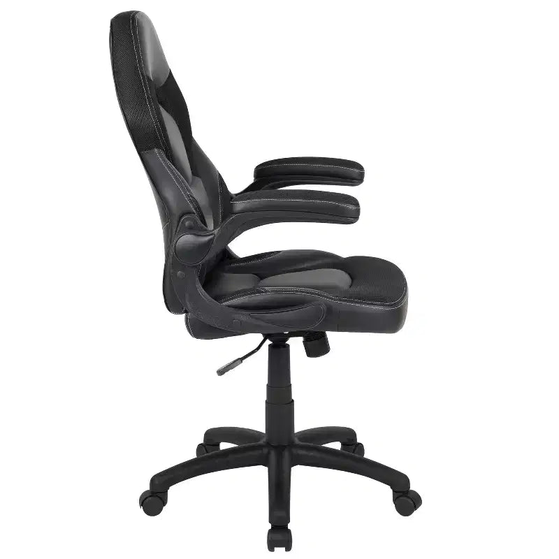 Sillón de oficina BlackArc Gaming con respaldo alto, tapicería de piel sintética, asiento giratorio de altura regulable y reposabrazos acolchados abatibles