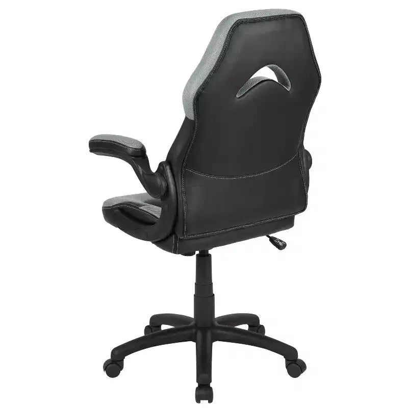 Sillón de oficina BlackArc Gaming con respaldo alto, tapicería de piel sintética, asiento giratorio de altura regulable y reposabrazos acolchados abatibles