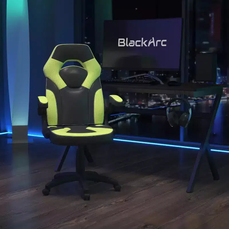 Sillón de oficina BlackArc Gaming con respaldo alto, tapicería de piel sintética, asiento giratorio de altura regulable y reposabrazos acolchados abatibles