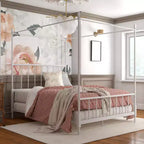 Cama con dosel de metal