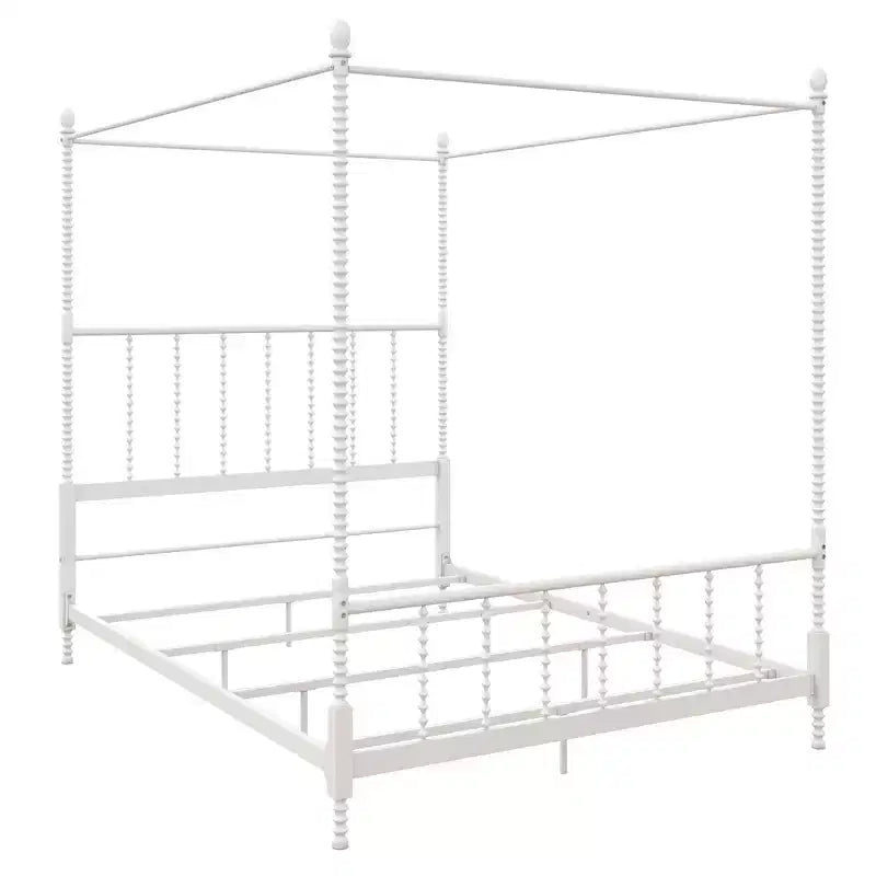 Cama con dosel de metal